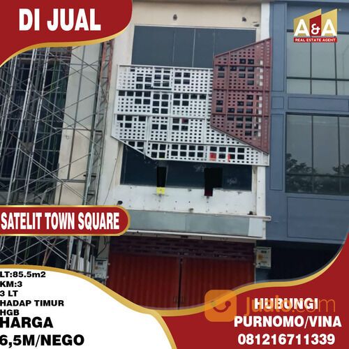 RUKO SATELIT TOWN SQUARE