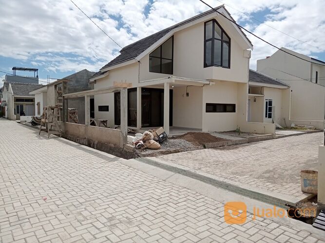 RUMAH MURAH UNIK TYPE MEZANIN