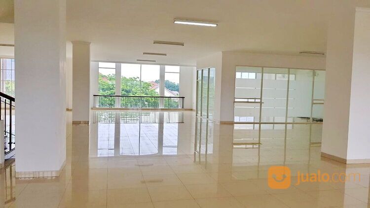 Bangunan Baru Gedung Kantor Ada Lift Schindler Jl. Raya Jemursari, Surabaya