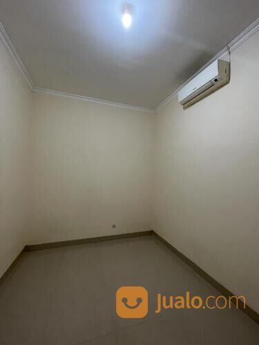 Rumah di Beranda Bali Bsb City Dekat Mall, Unika