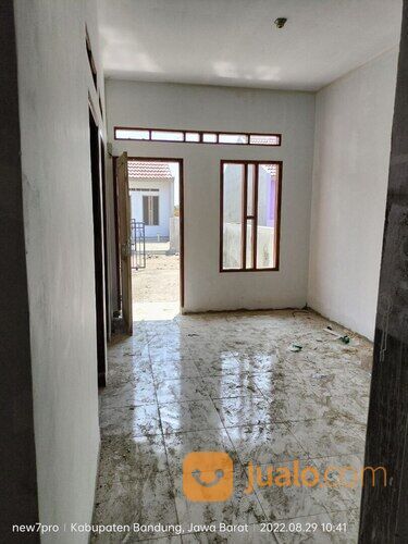 Rumah cantik dan nyaman di Jusar Melati Asri-Rancamulya