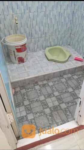 rumah dua lantai cantik siap huni di Perum Titian Indah , Bekasi