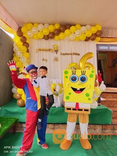 Khitanan, ulang tahun, meriah bersama badut