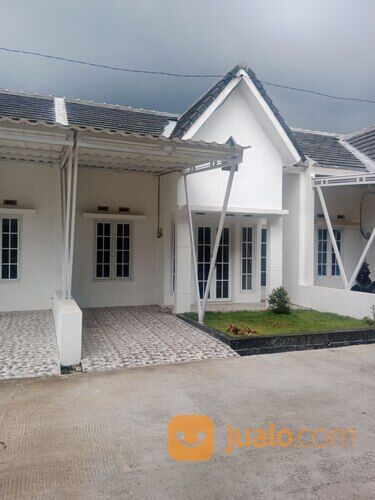 Grand apple residence