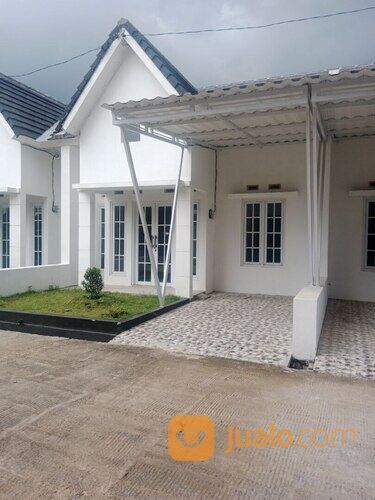 Grand apple residence