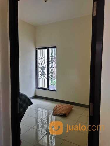 rumah di cluster De"Residence Harapan Indah Bekasi