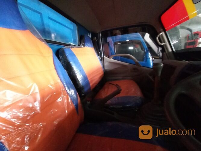 Dump truk toyota dyna 130 HT