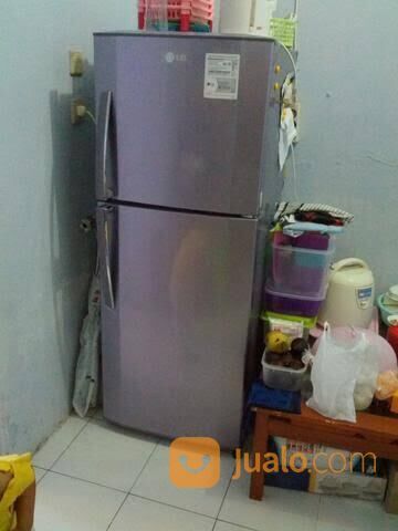 SERVICE KULKAS DAERAH JALAN VETERAN PURWAKARTA