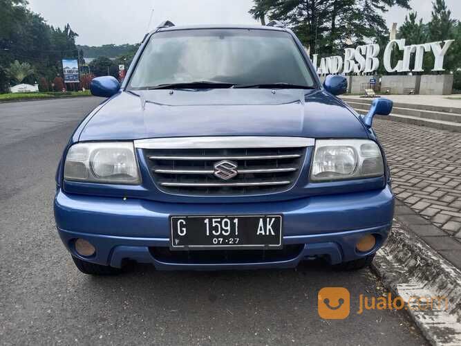 Suzuki Escudo 2.0 matic tahun 2002