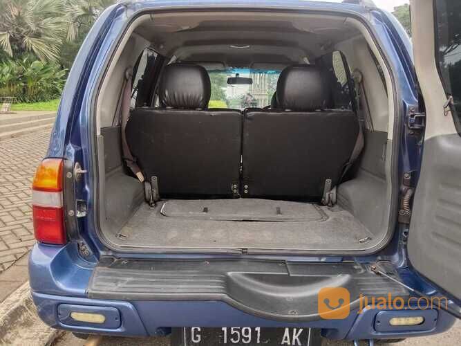 Suzuki Escudo 2.0 matic tahun 2002