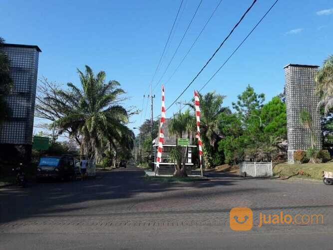 Rumah bagus murah di perumahan Villa Bukit Sengkaling Malang