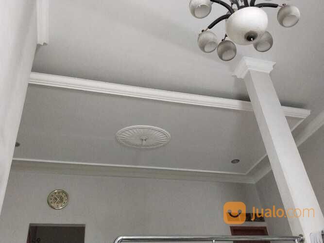 Rumah view danau cantik di Jakarta timur