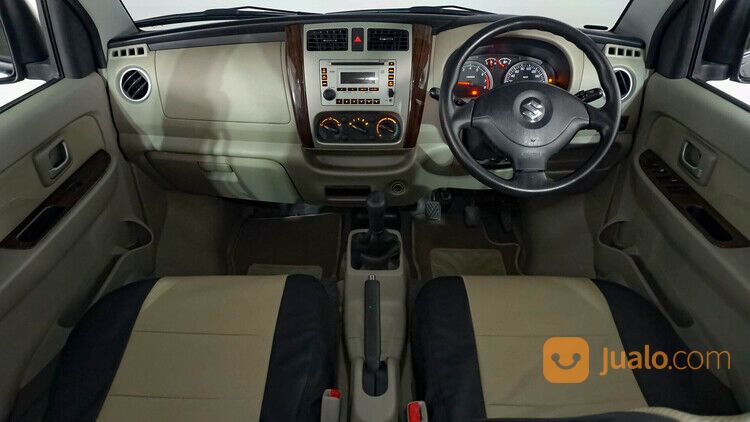Suzuki APV Arena Luxury MT 2017 Hitam