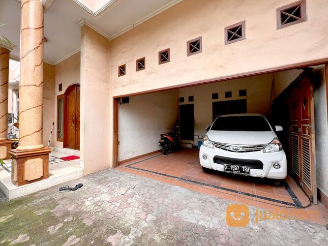 Rumah 3 Lantai & LT. 157 m2 di Kamboja Kebon Pala Halim Perdanakusuma Jakarta Timur