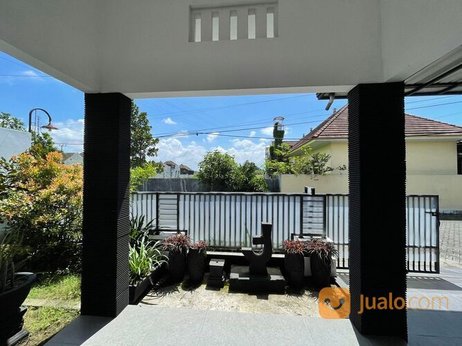 Rumah Puri Kedaton Blok C No. 76, Kel. Banjaran, Kota Kediri