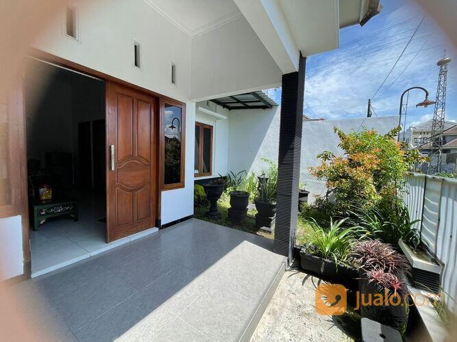 Rumah Puri Kedaton Blok C No. 76, Kel. Banjaran, Kota Kediri