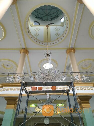 Jasa cuci servis lampu hias