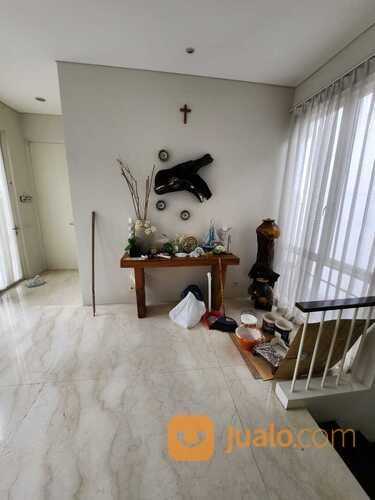 Rumah Royal Residence Canal Park Wiyung Surabaya Full FURNISHED Siap Huni