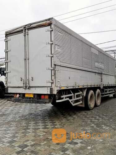 Mitsubishi Fuso wing box 1996