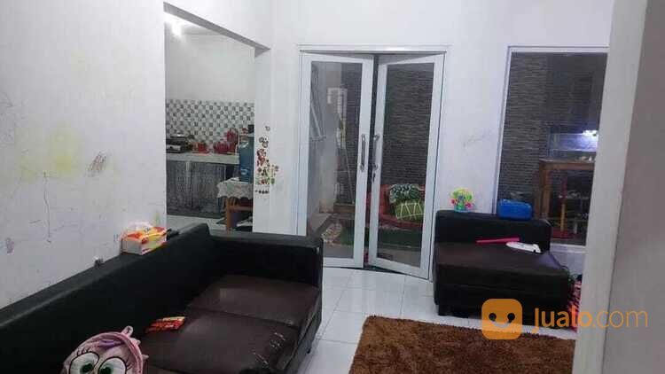 Rumah di Kampung Ambon, Kayu Putih, Jakarta Timur