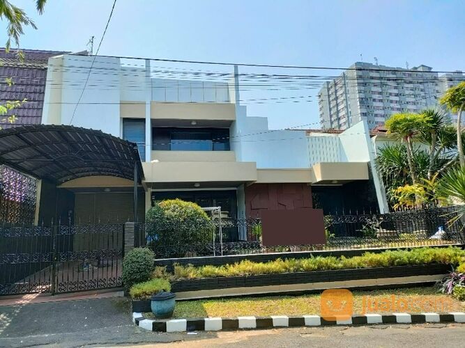 Rumah Mewah di Apartemen Malang City Point Malang GMK01768