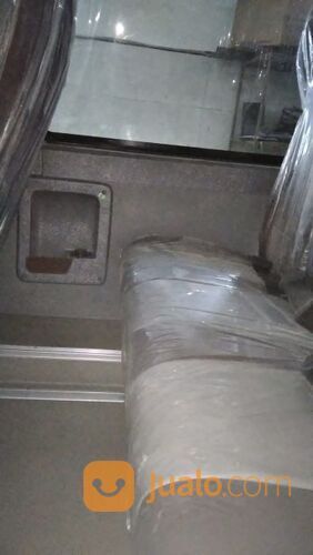 Hino Mikro Bus Dutro 115 SDBL Prime CAB L muat banyak hingga 21 sheet
