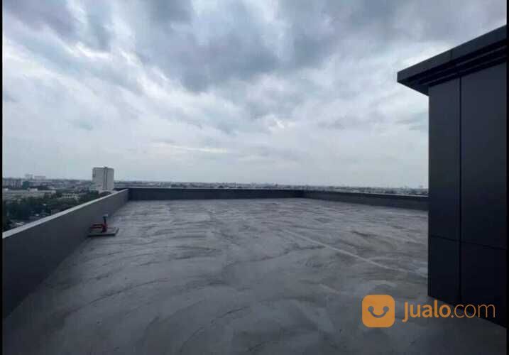 Gedung 8 Lantai di TB Simatupang Jakarta Selatan
