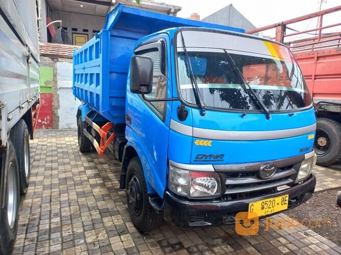 Dump truk TOYOTA DYNA 130 HT