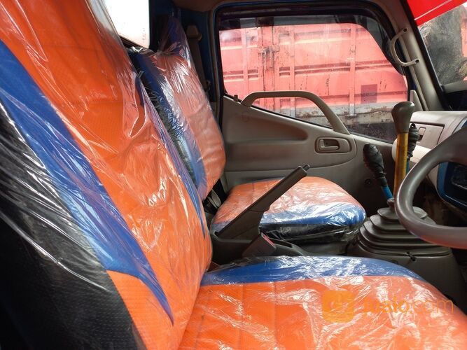 Dump truk TOYOTA DYNA 130 HT