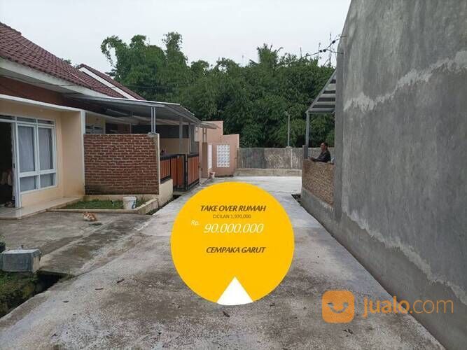 RUMAH TAKE OVER DI GARUT LINGKUNGAN NYAMAN TERISI PENUH DEKAT GARUT KOTA