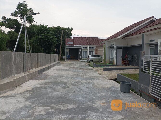 RUMAH TAKE OVER DI GARUT LINGKUNGAN NYAMAN TERISI PENUH DEKAT GARUT KOTA