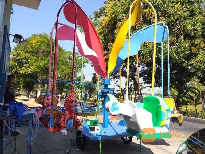 odong odong kereta panggung komedi putar