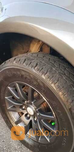 MITSUBISHI PAJERO EXCEED TAHUN 2012