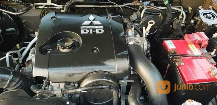 MITSUBISHI PAJERO EXCEED TAHUN 2012