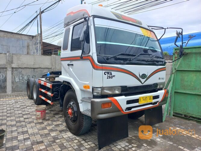 Head trailer NISSAN CWA 260 HT