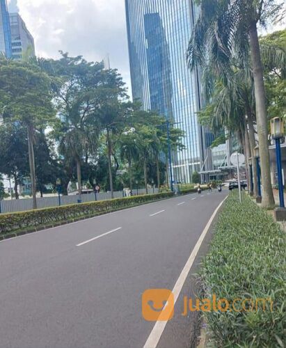 Gedung Perkantoran 24+1 Lantai Menara Anugrah di Kawasan Mega Kuningan Jakarta Selatan