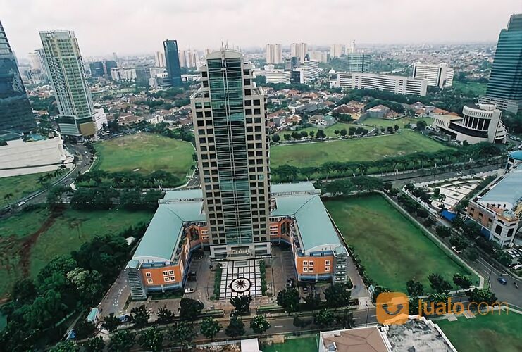 Gedung Perkantoran 24+1 Lantai Menara Anugrah di Kawasan Mega Kuningan Jakarta Selatan