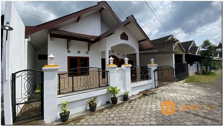 Rumah Cantik Dalam Perumahan Munggur Godean