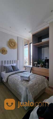 Rumah Surabaya Barat Mansion Nine KONSEP UNIK ATTIC DAN BALKON