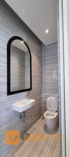 Rumah Surabaya Barat Mansion Nine KONSEP UNIK ATTIC DAN BALKON