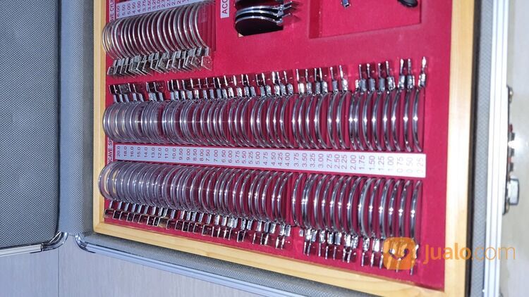 Alat Optik TRIAL TEST BOX ALAT PERIKSA MATA WARNA MERAH