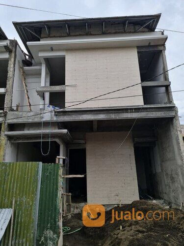 Rumah Kutisari Indah Barat Surabaya