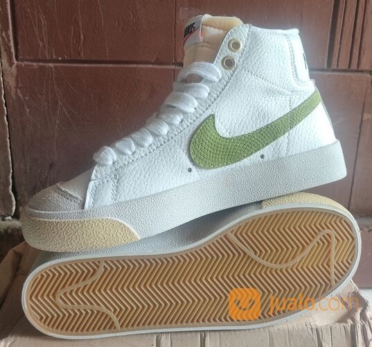 Sepatu Second Branded | Nike Blazer Mid 77 Vintage Asparagus Snakeskin