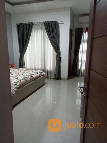 Rumah di Cluster Venice Pik