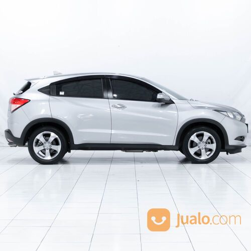 HONDA HR-V (LUNAR SILVER METALLIC) TYPE E 1.5 CVT (2018)