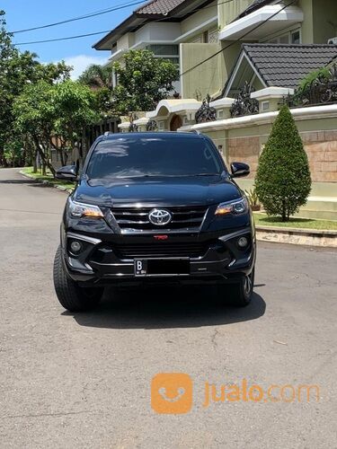 TOYOTA FORTUNER SRZ TRD BENSIN 2019 MATIC