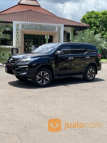 TOYOTA FORTUNER SRZ TRD BENSIN 2019 MATIC