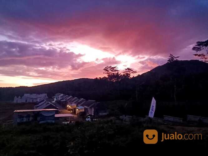 RUMAH CLUSTER MEWAH HARGA TERJANGKAU