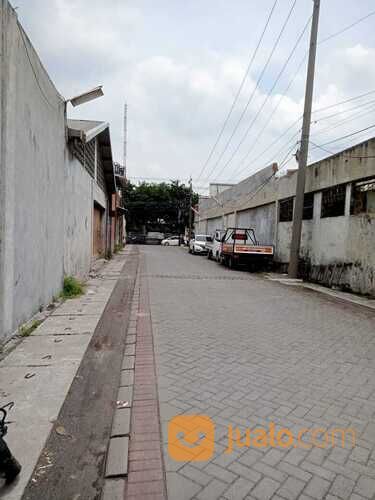 Gudang Siap Pakai Tropodo, Waru, Sidoarjo Dekat Alfamart Tropodo