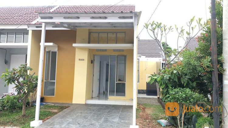 Rumah di Mutiara Gading City Bekasi Dekat South Lake Park Bekasi, RS Taman Harapan Baru